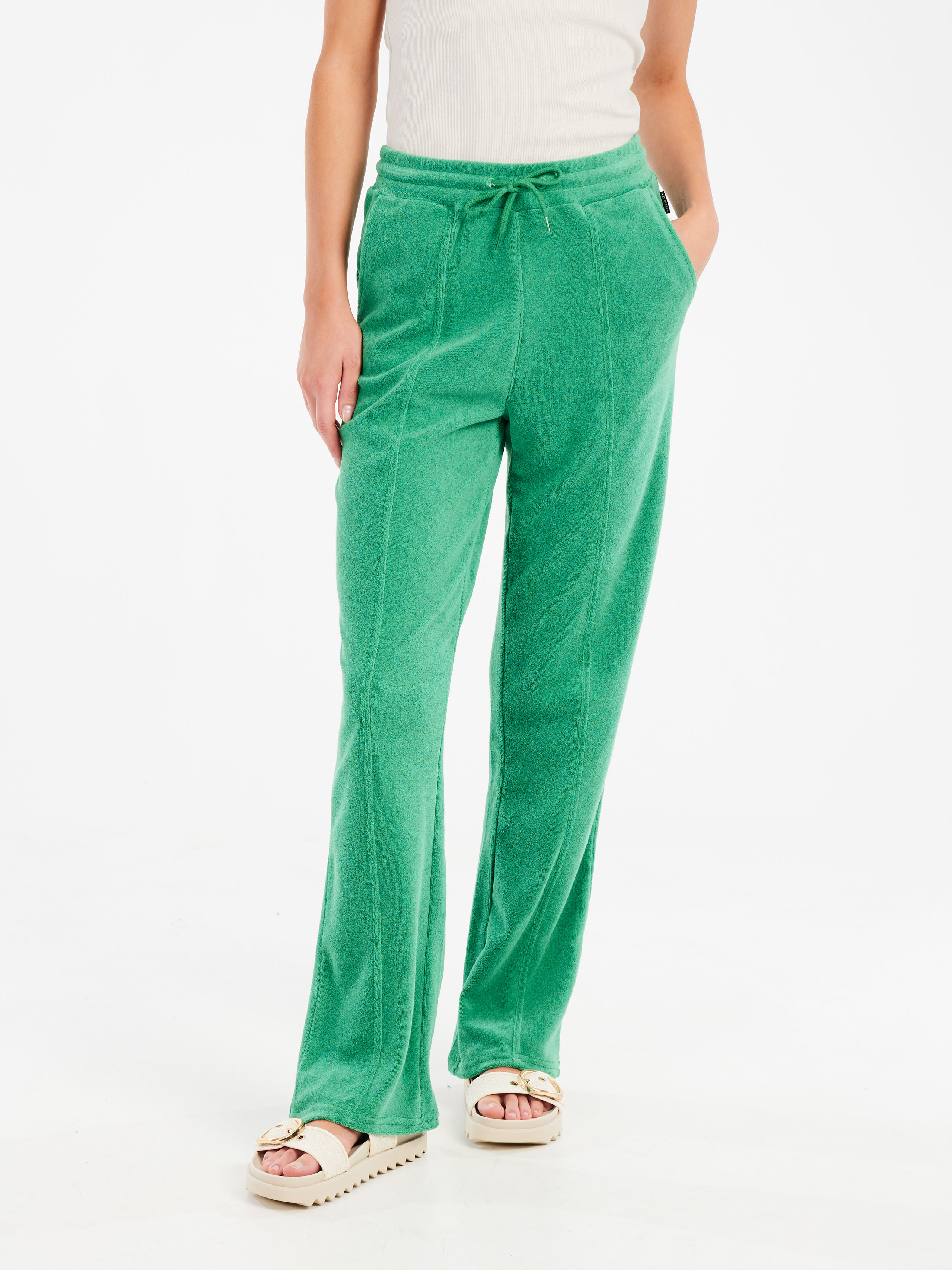 【新品】GREEN CLOTHING MOVEMENT PNT 24-25 新品】GREEN CLOTHING MOVEMENT PNT 24-25 - メルカリ